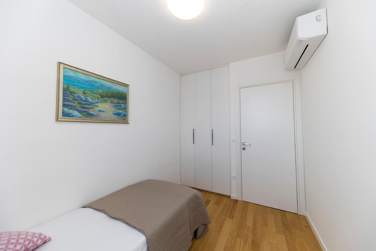 Deluxe Apartment Zara Екстериор снимка